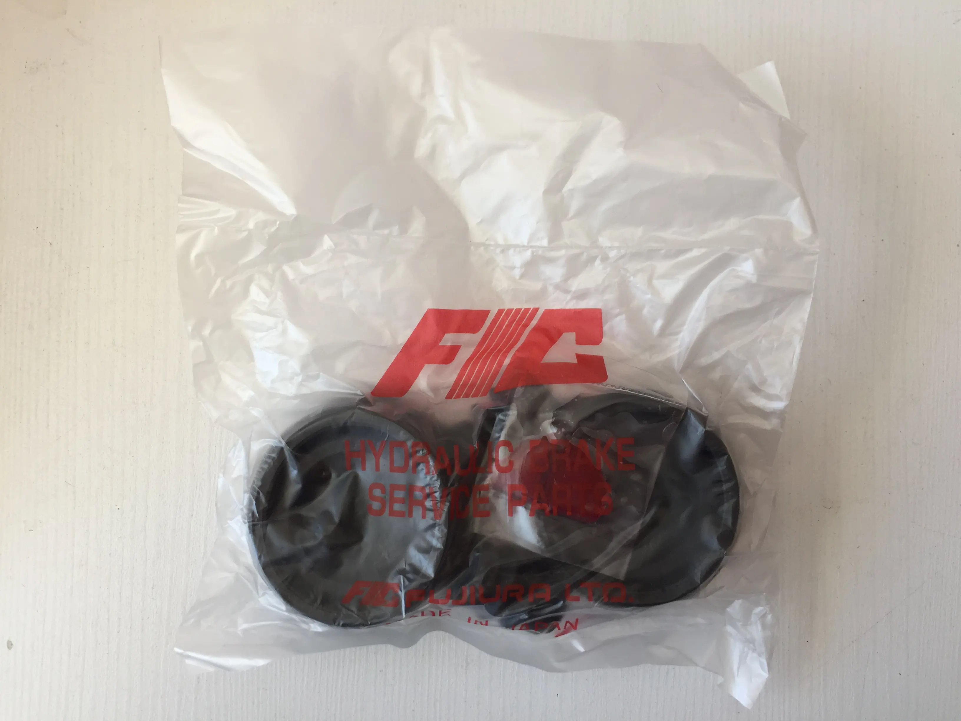 لوازم ترمز چرخ جلو پیکاپ FIC ژاپن