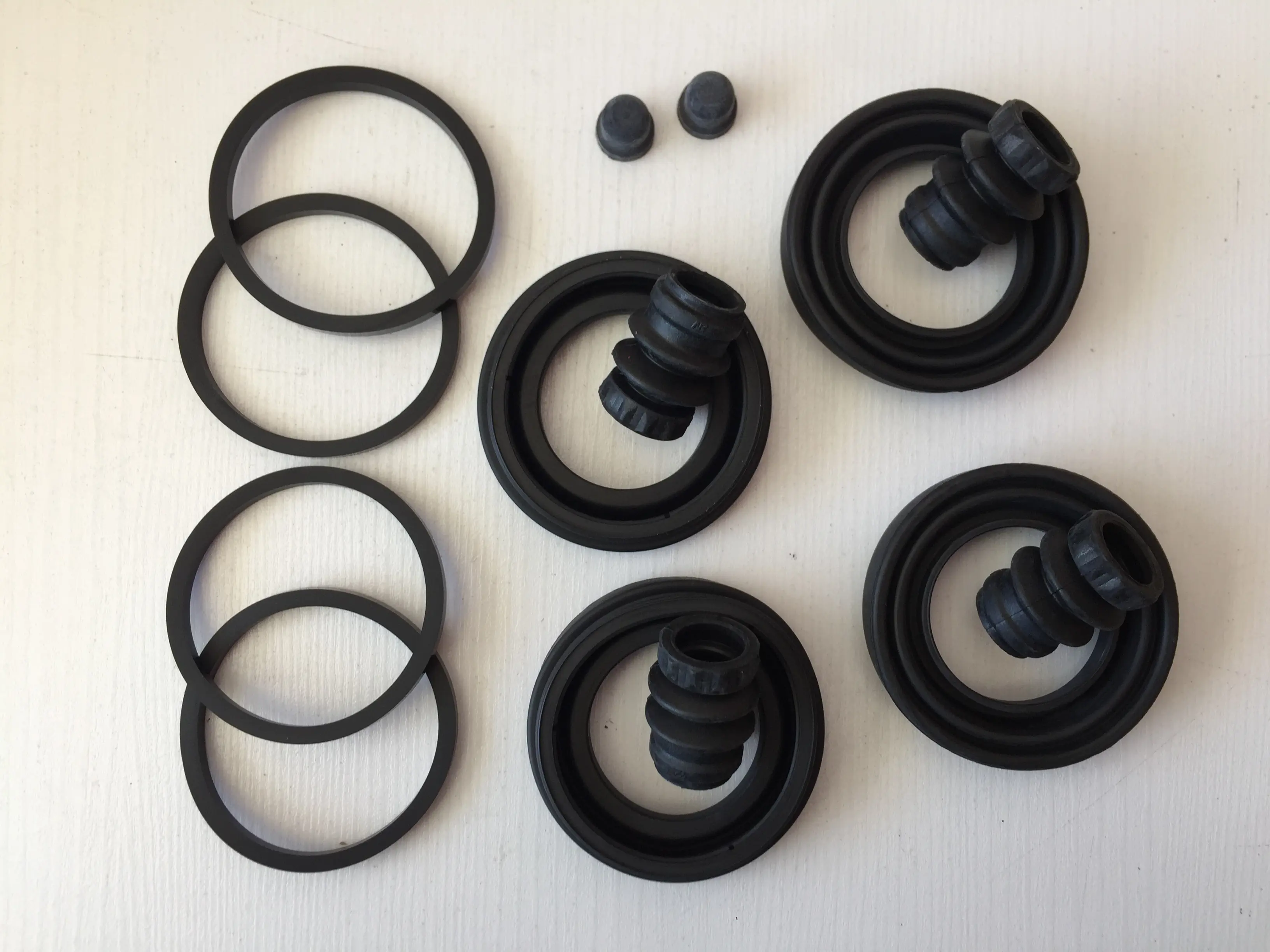 لوازم ترمز چرخ جلو پیکاپ FIC ژاپن - 2