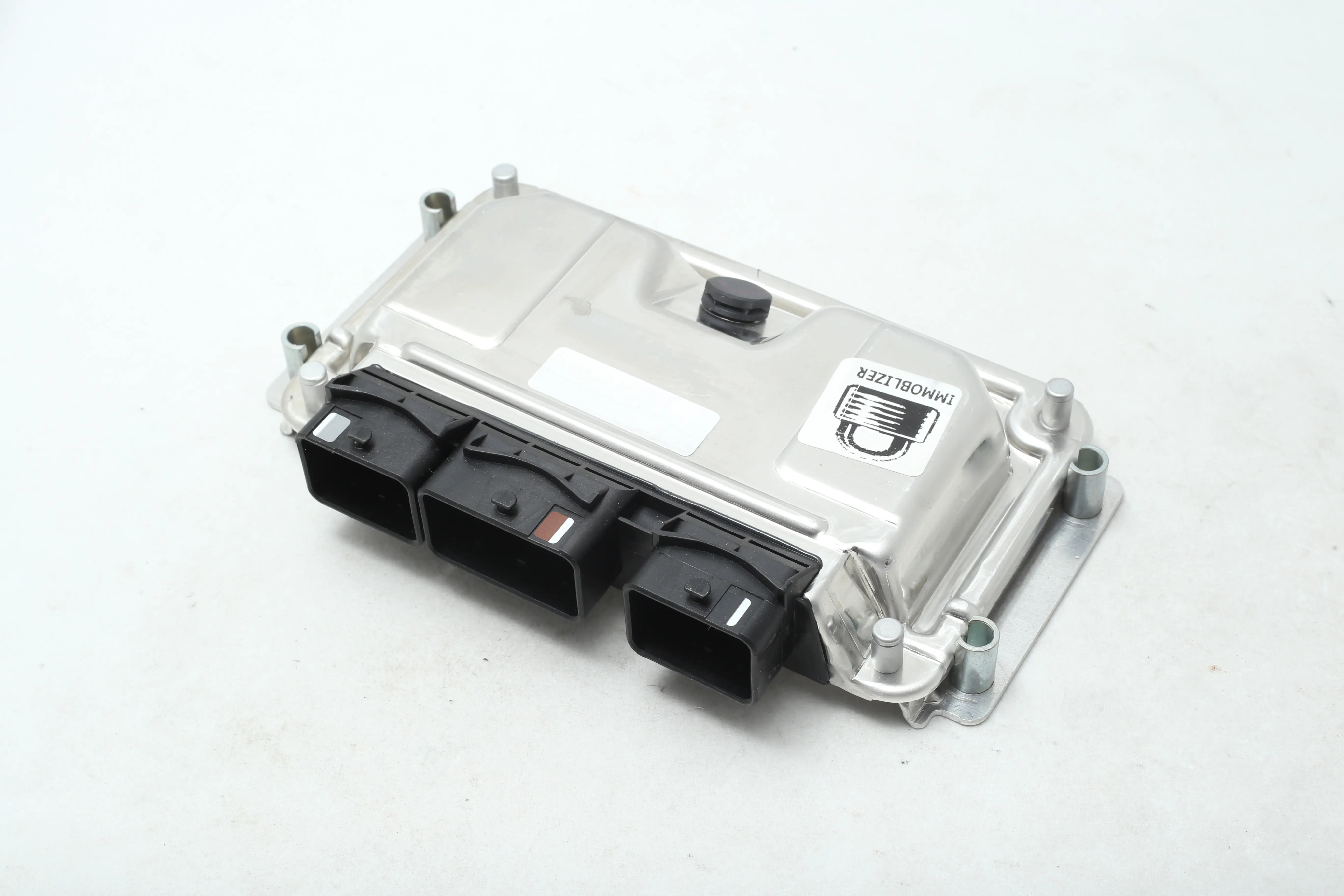 مجموعه ECU پژو 405 TU5بوش ایموبیلایزر m.7.4.4 عظام #