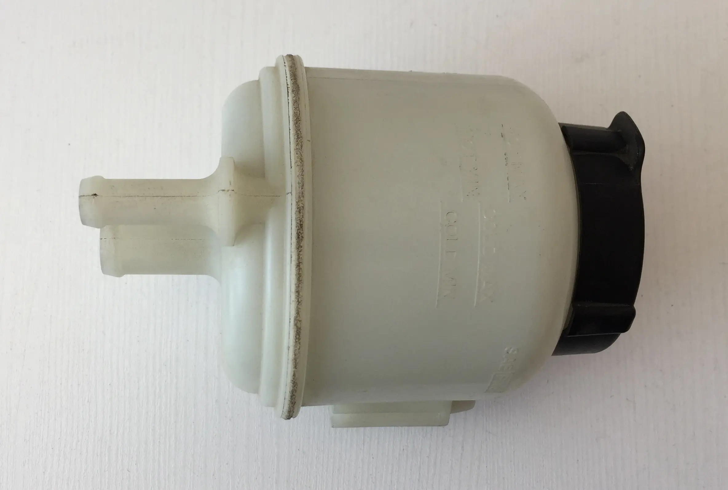 مخزن هیدرولیک فرمان رونیز