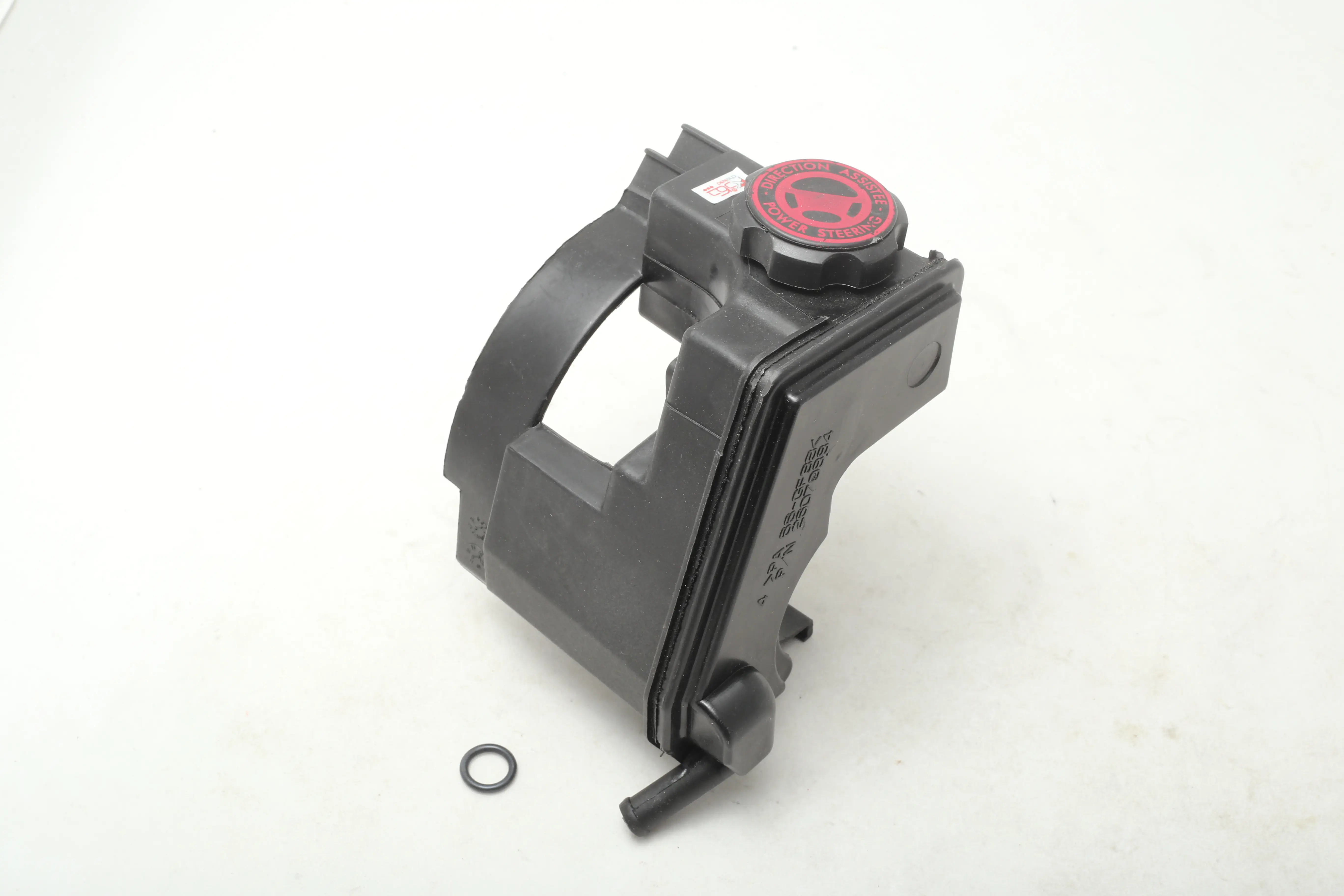 مخزن هیدرولیک پژو 206 تیپ 2 چکاد