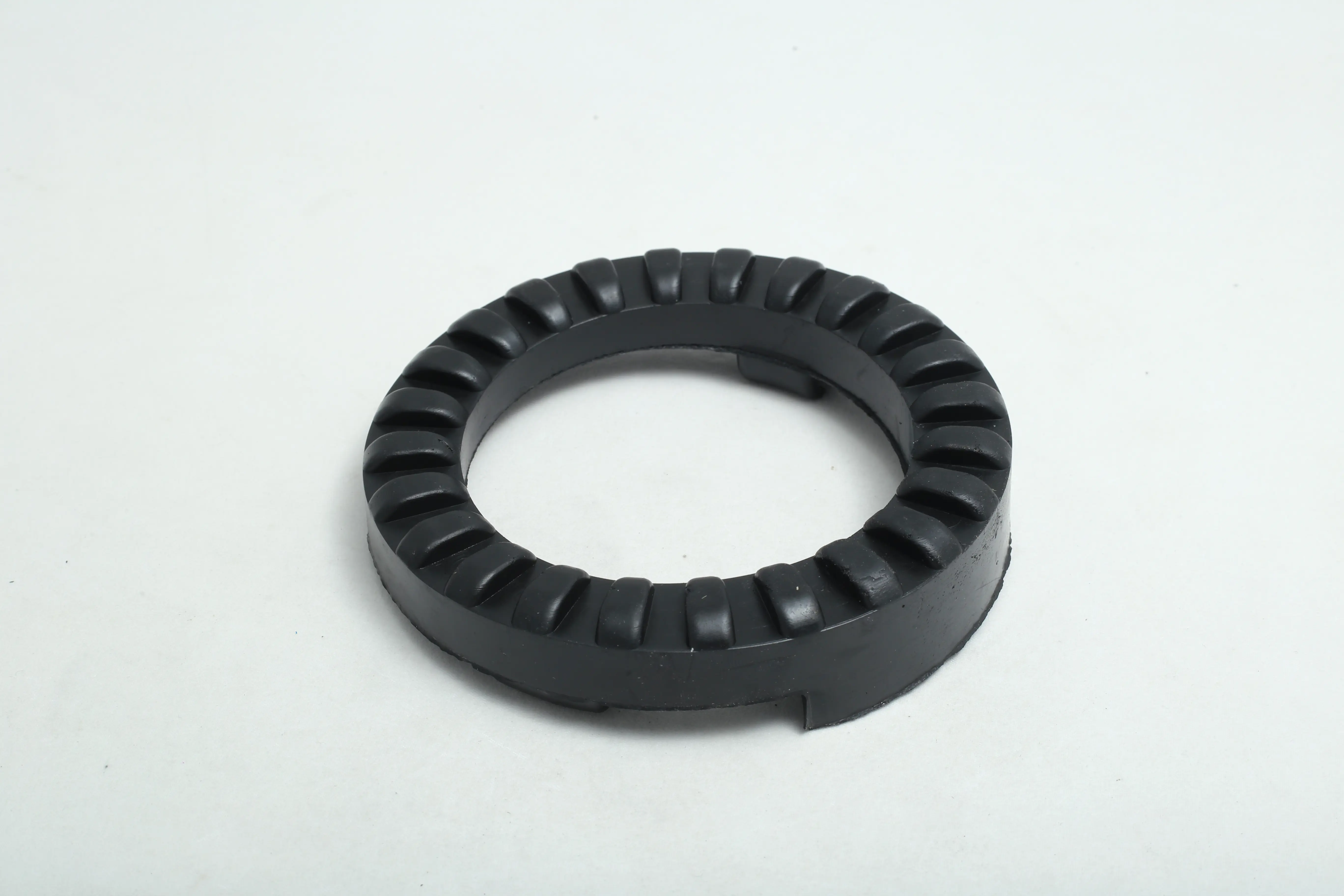 منجید فنر لول تیبا عقب زمرد یدک