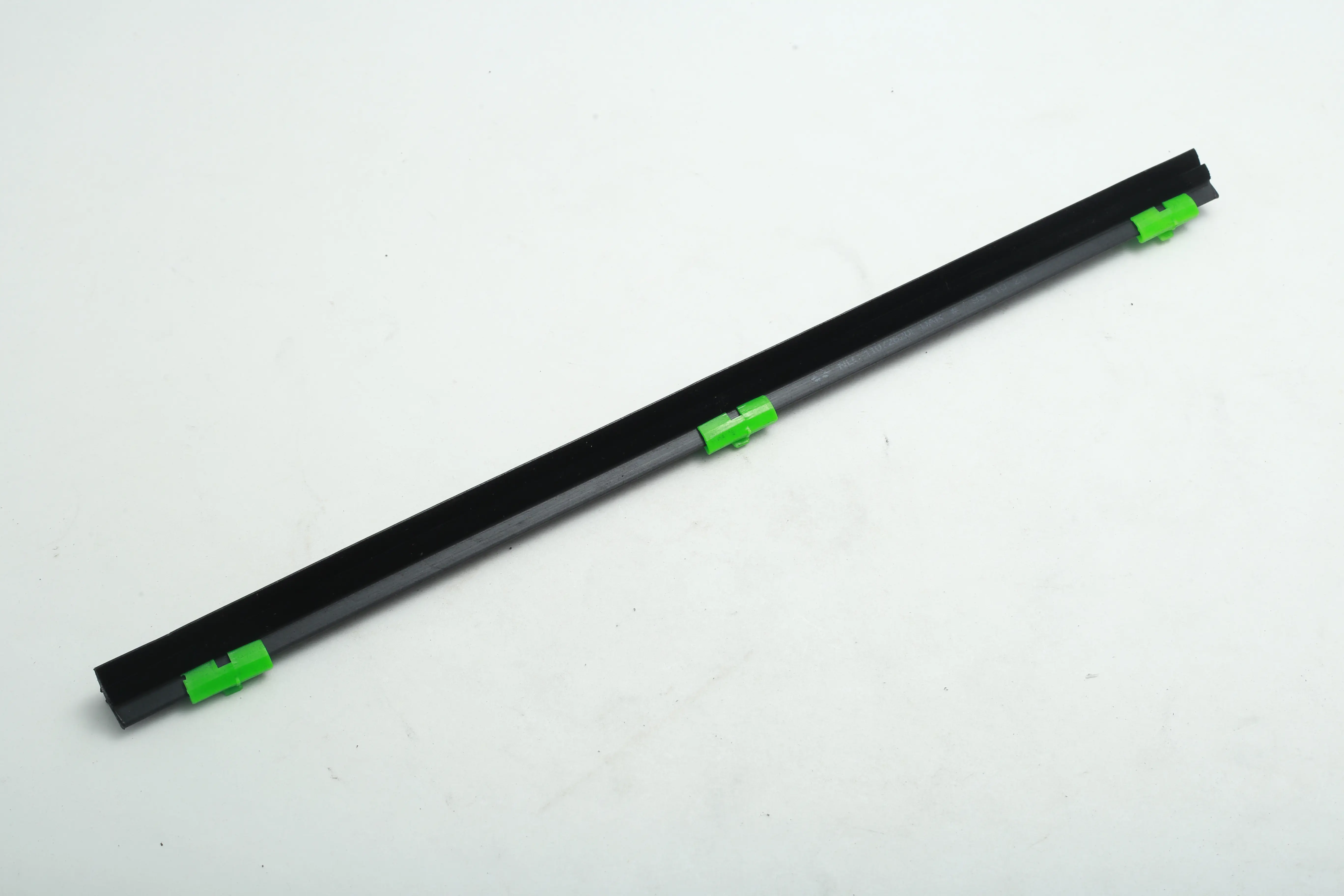 نوار آبگیر پراید داخلی درب عقب راست HIC