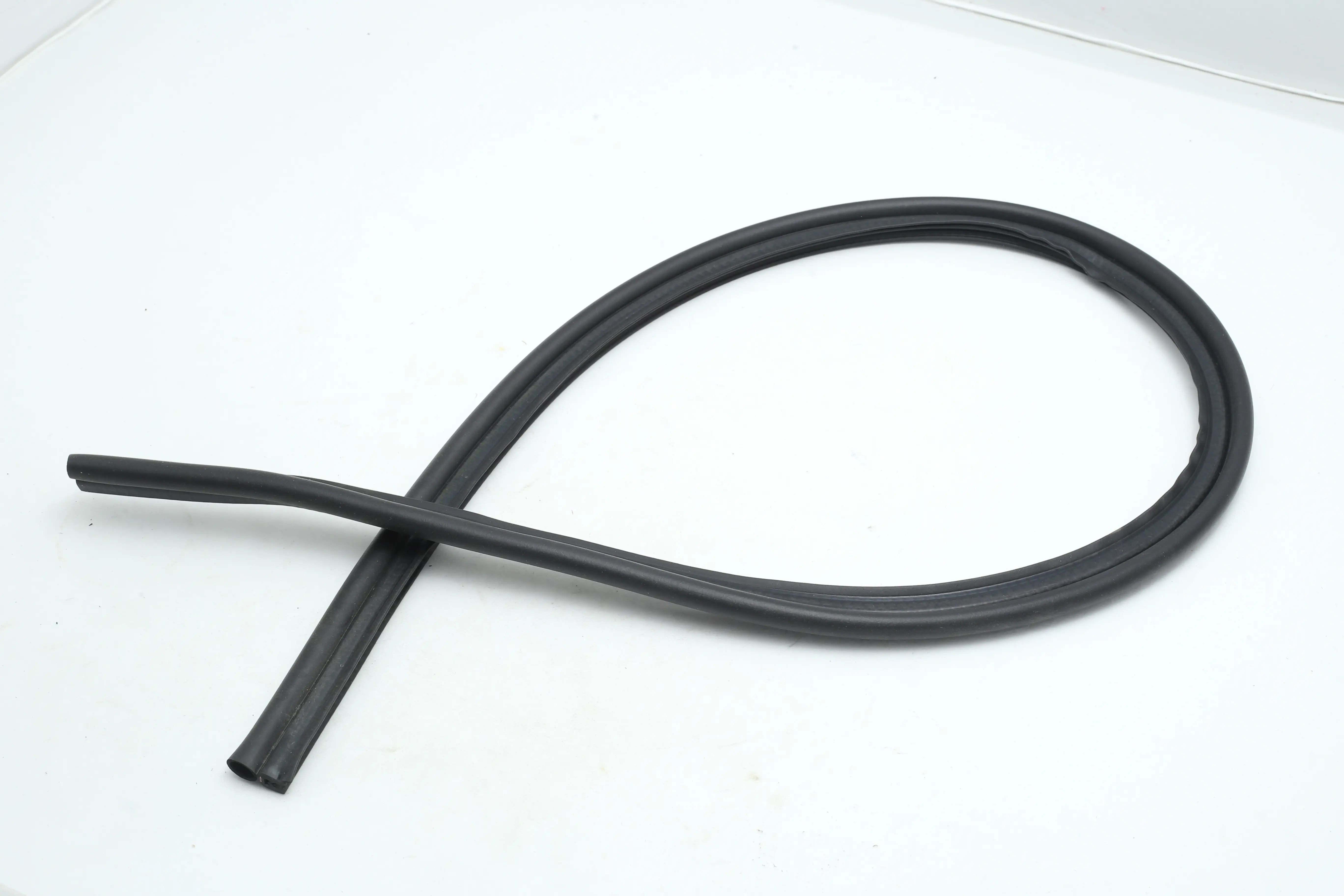 نوار انتهایی کاپوت پراید HIC