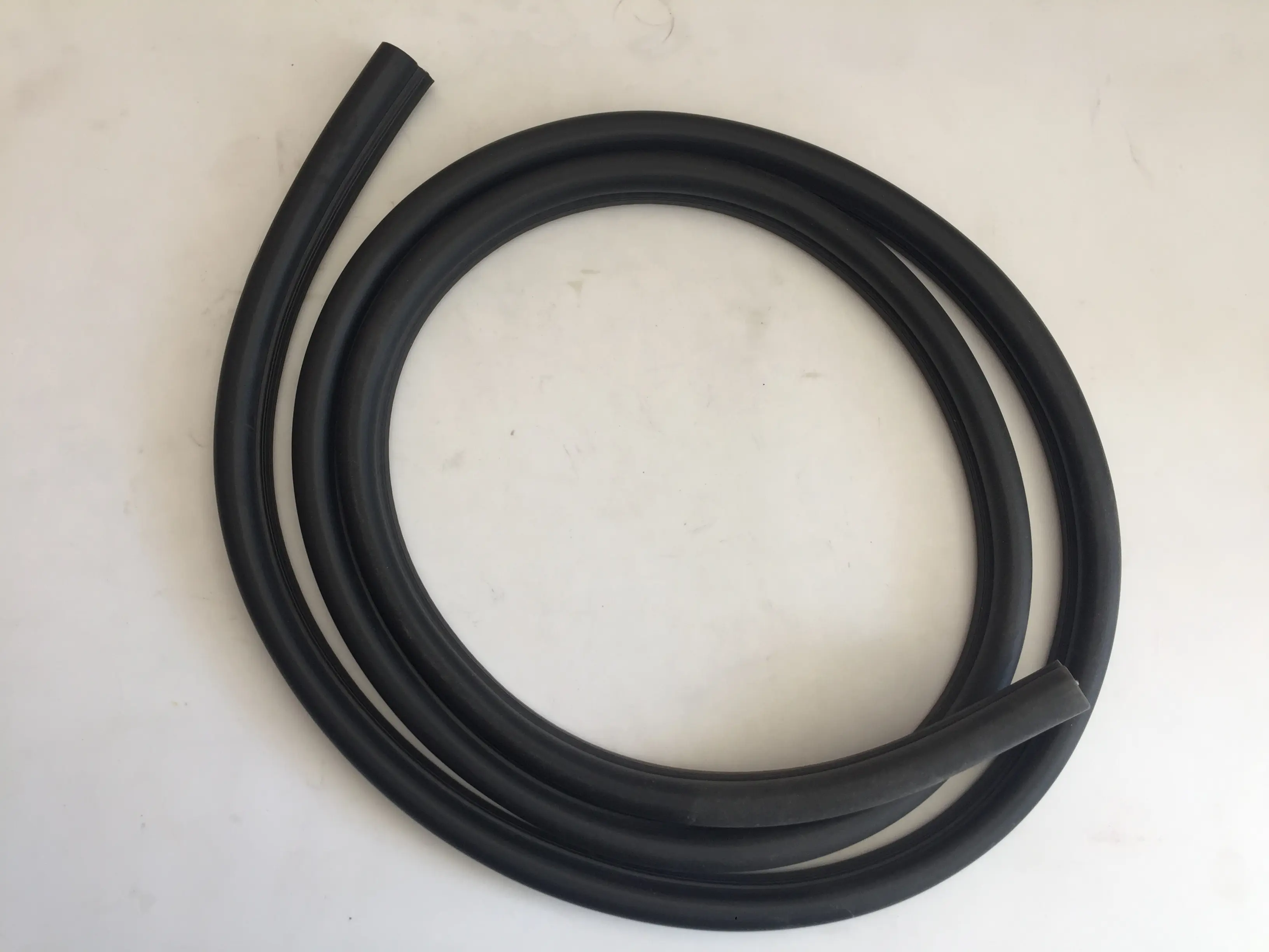 نوار شیشه عقب پاترول 2 درب قسمت پایین