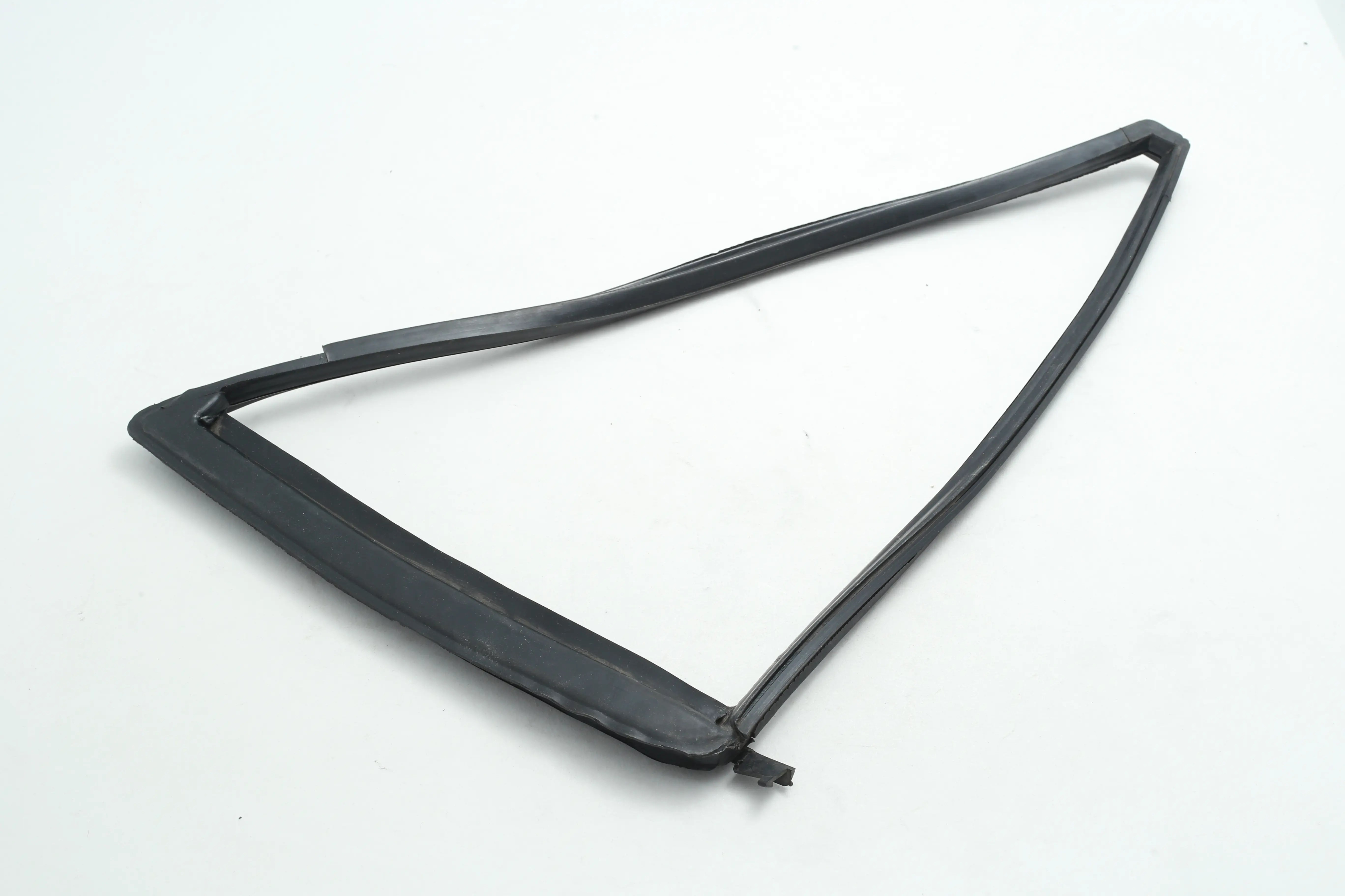 نوار لچکی عقب پراید راست HIC