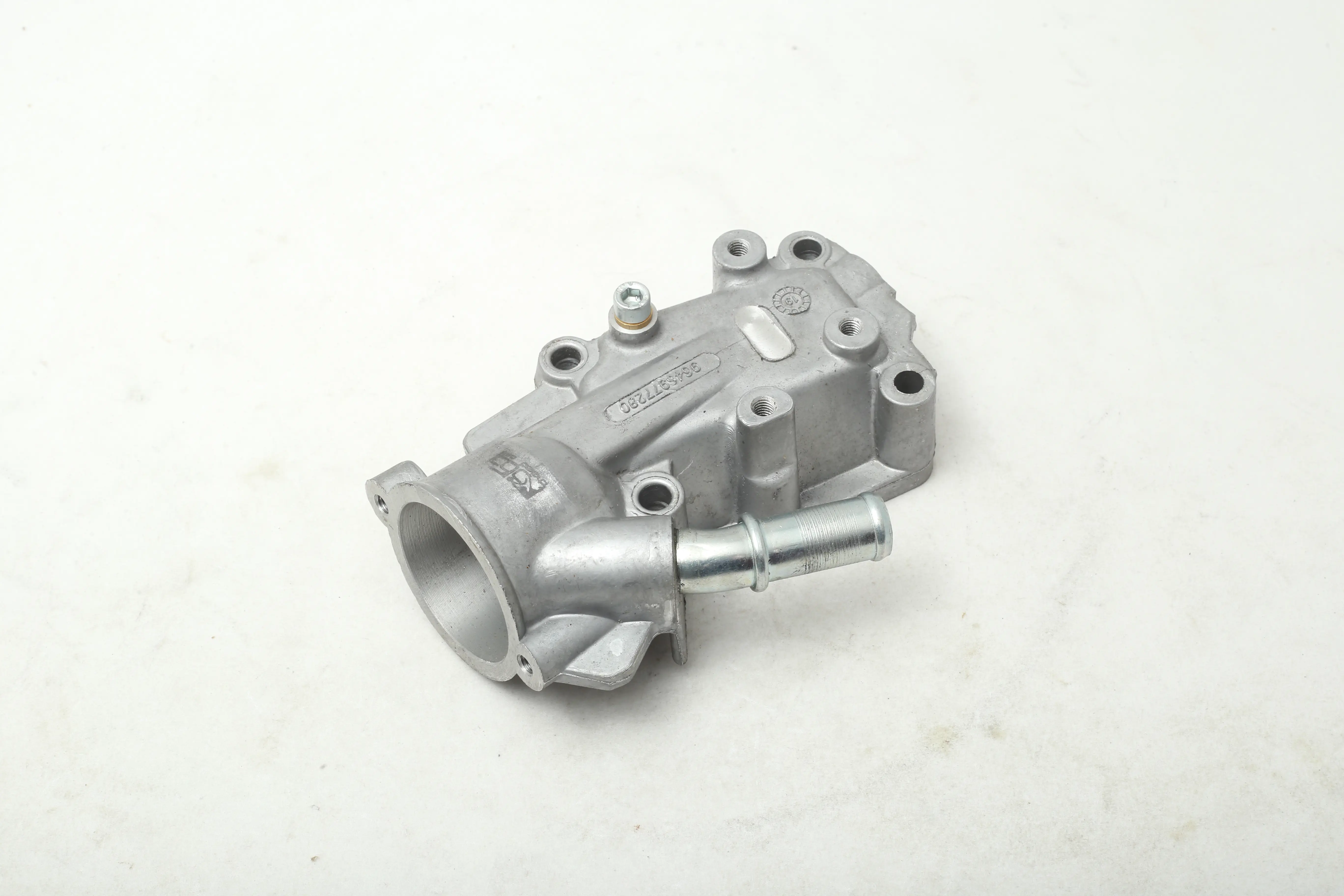 هوزینگ ترموستات پژو 206 تیپ 5 فلزی چکاد