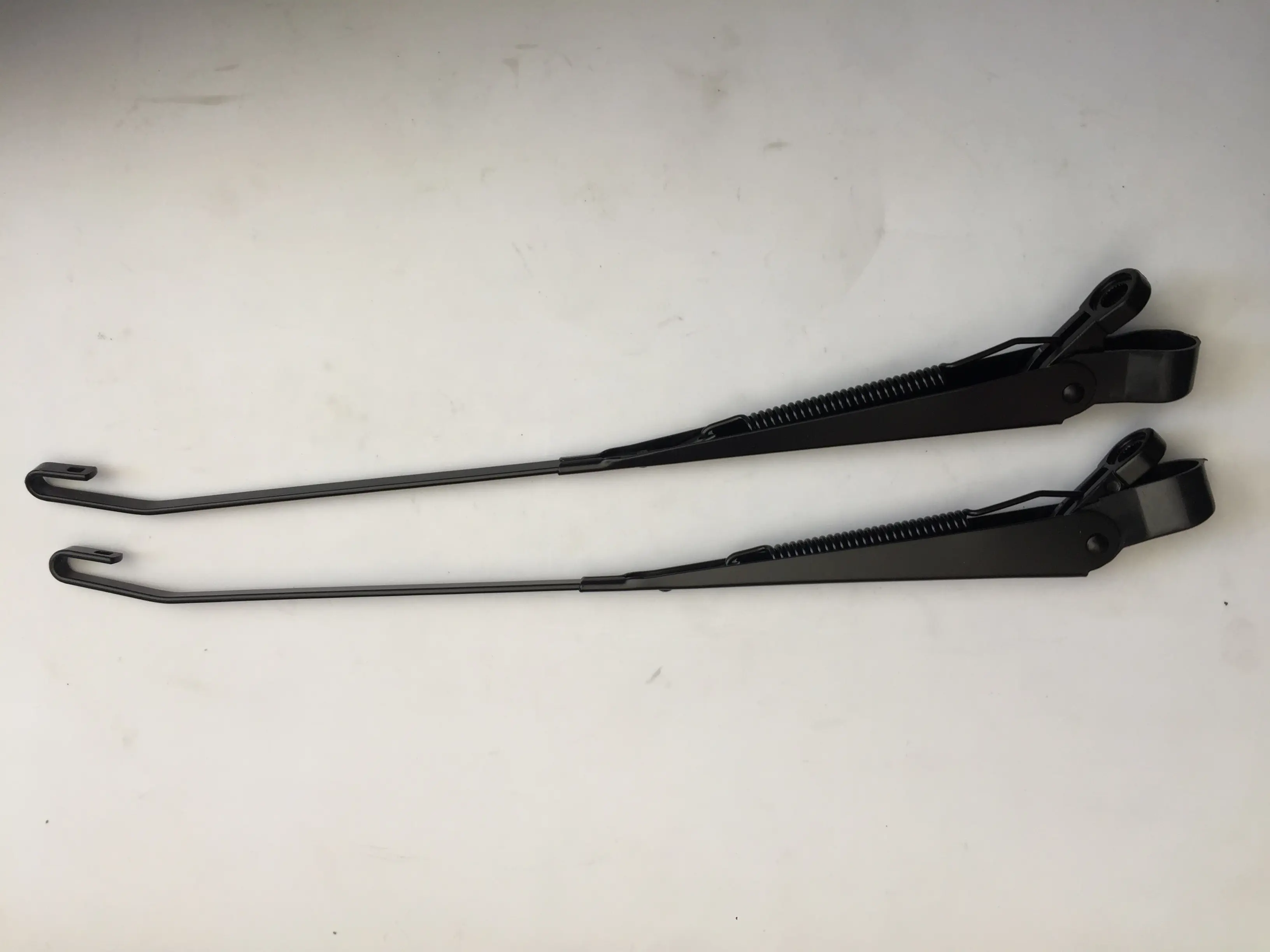 پایه برف پاک کن پاترول