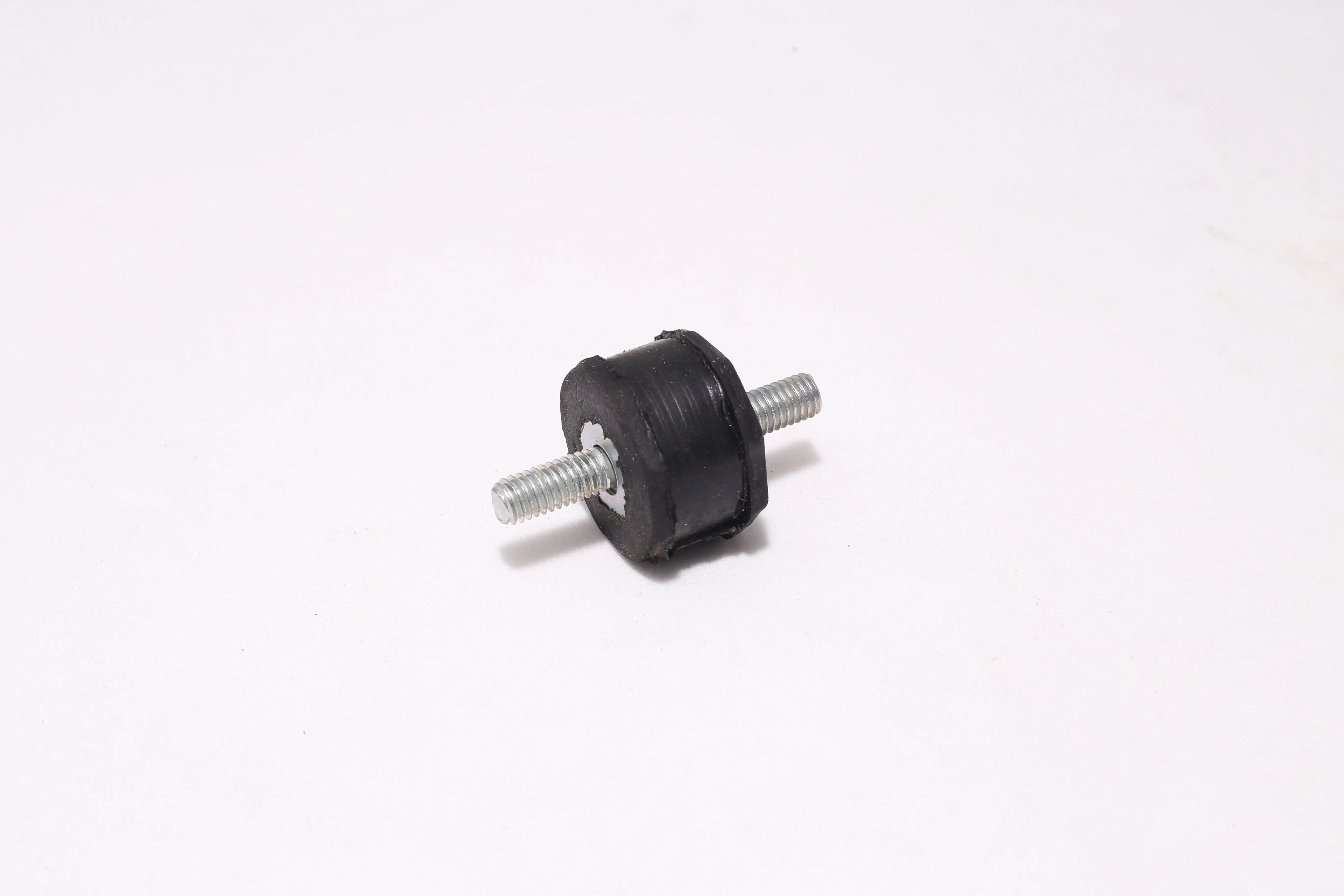 پایه صافی بنزین (لرزه گیر رادیاتور)