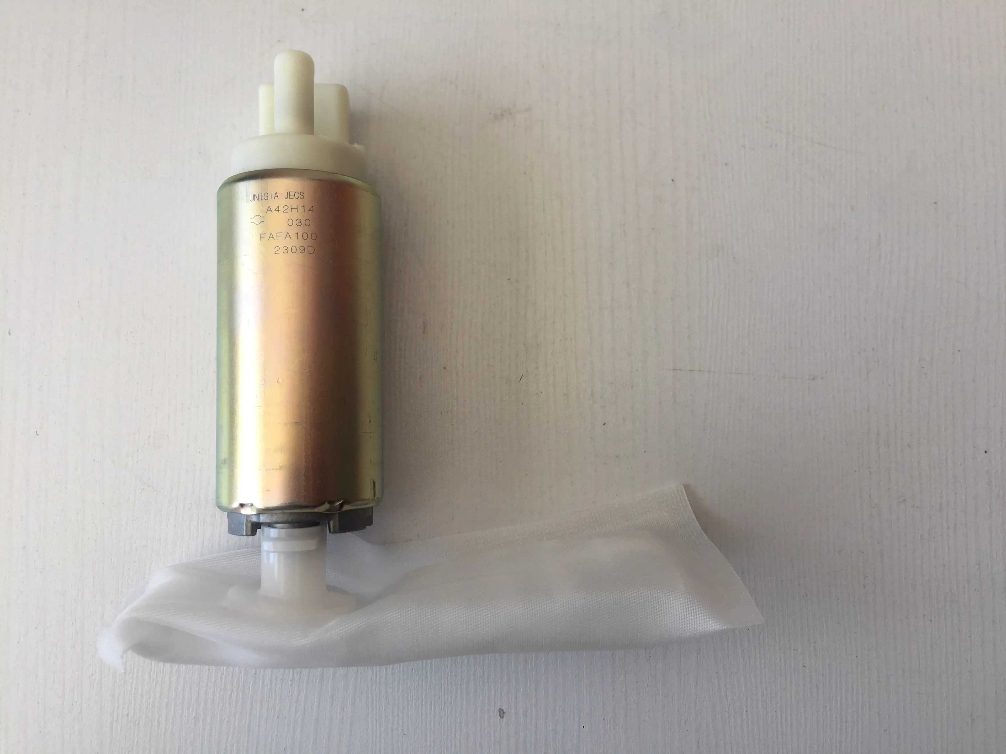 پمپ بنزین پیکاپ ژاپن(مغزی)