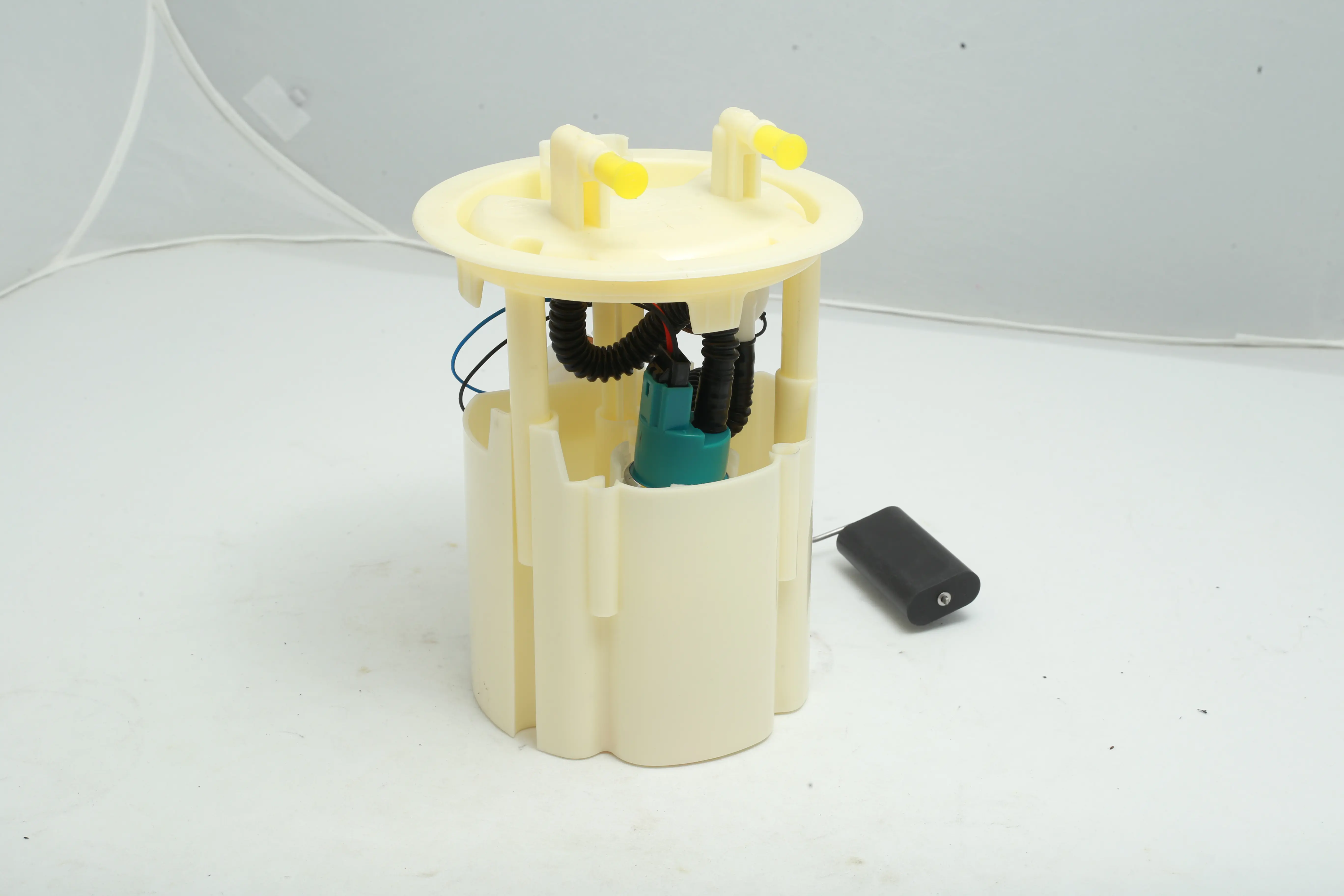 پمپ بنزین پژو 206 کامل عظام