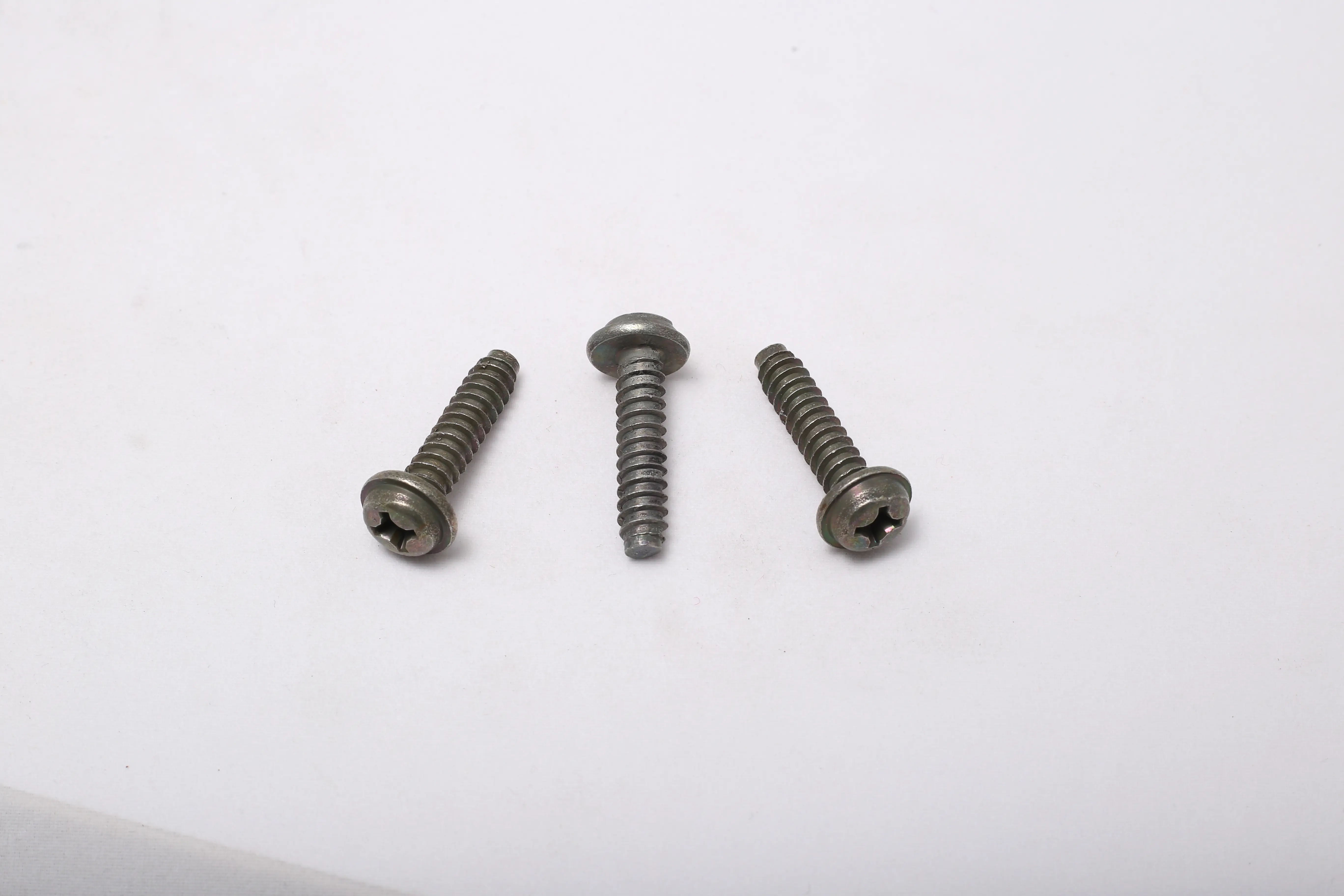 پیچ دستگیره مچی HIC