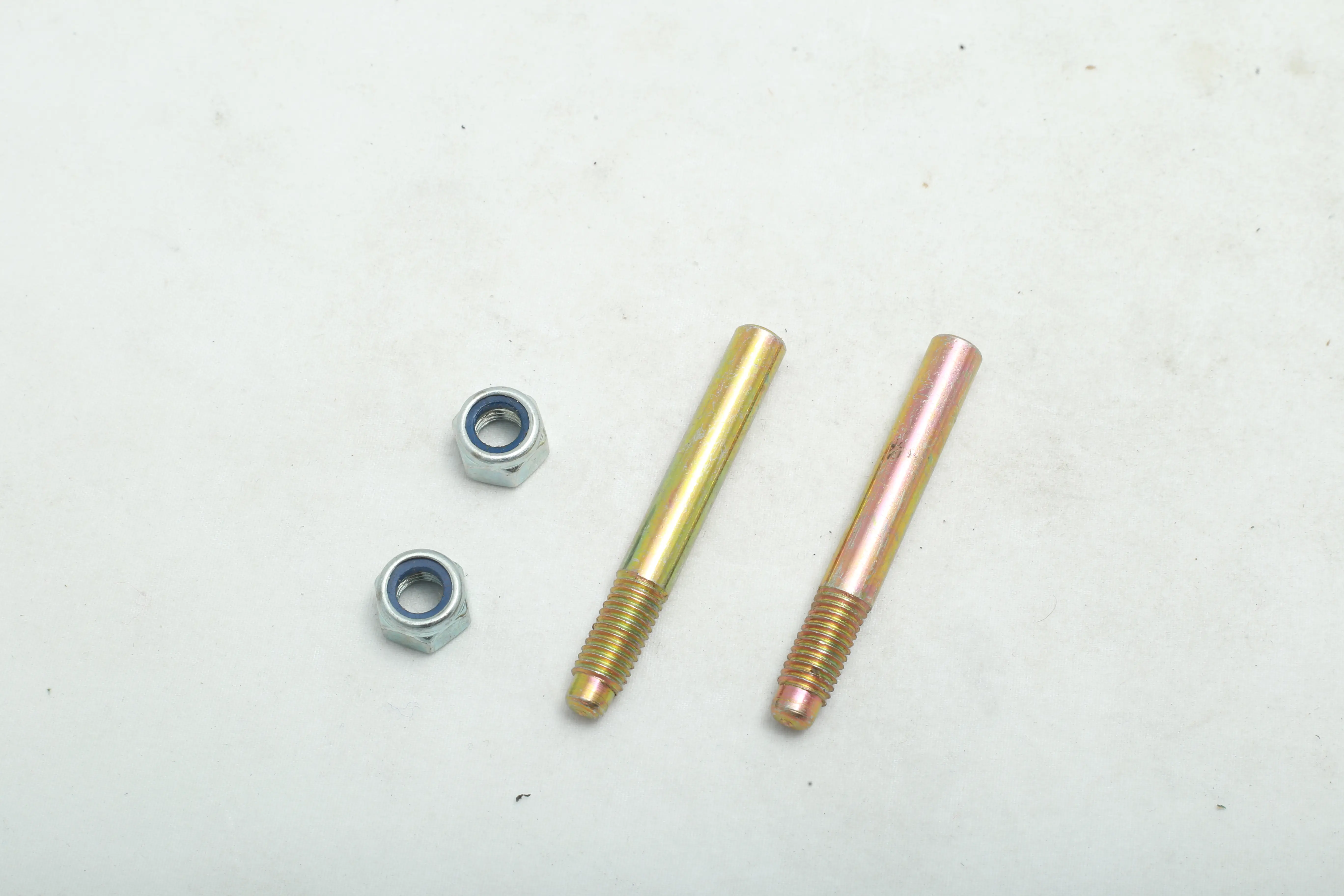 پیچ و مهره دوشاخ کلاچ پژو 405