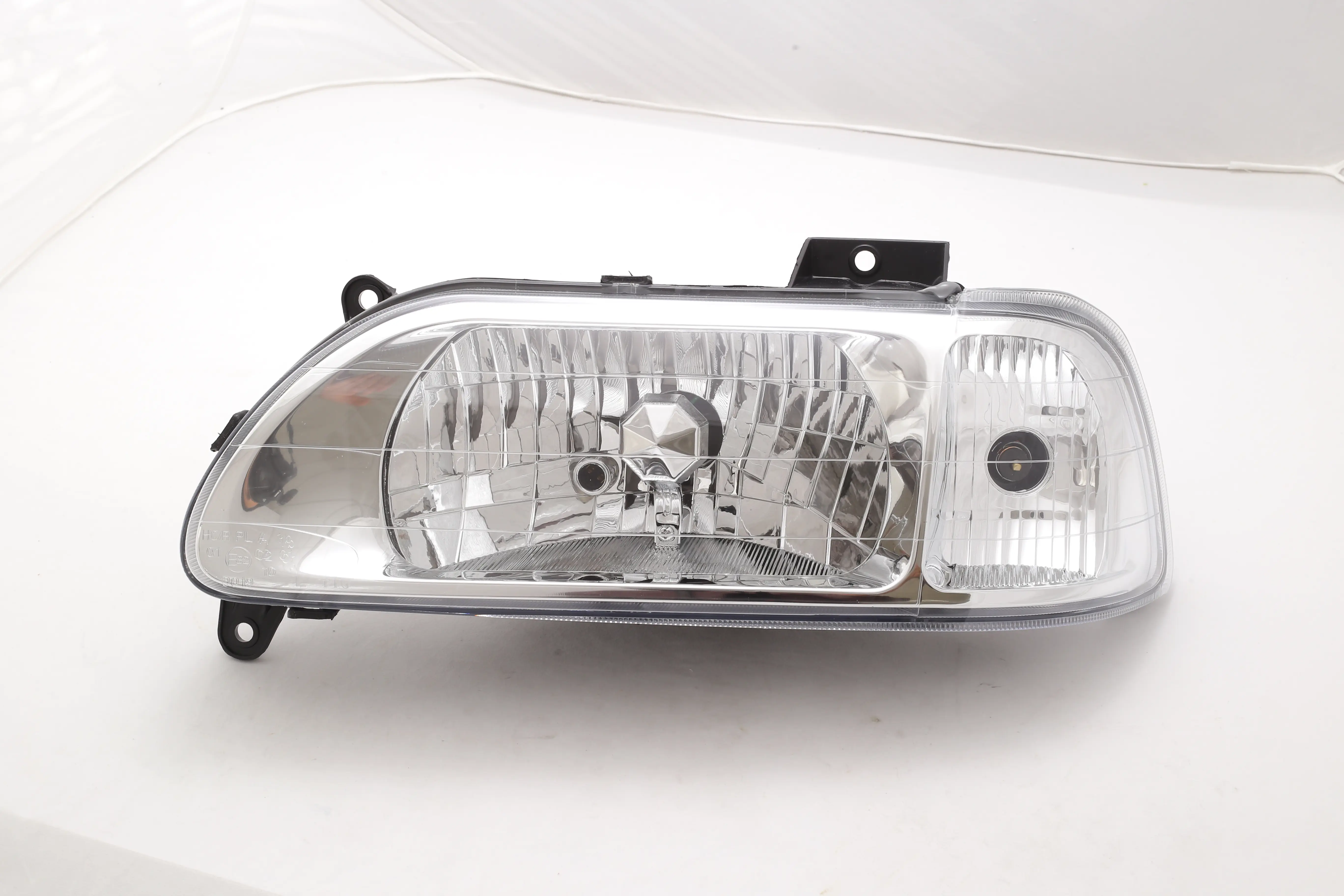 چراغ جلو 131 چپ HIC