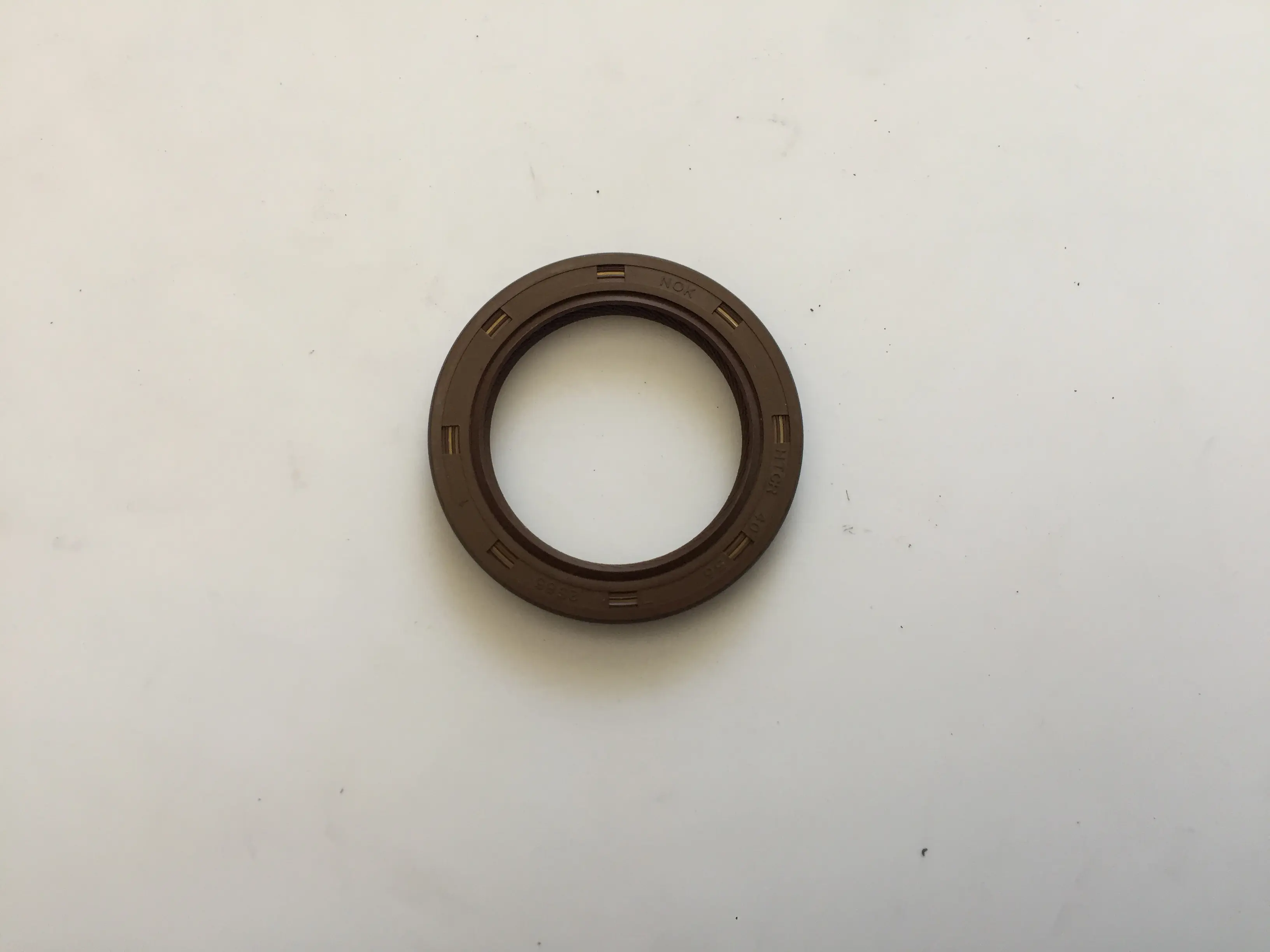 کاسه نمد میل سوپاپ نیسان دیزل