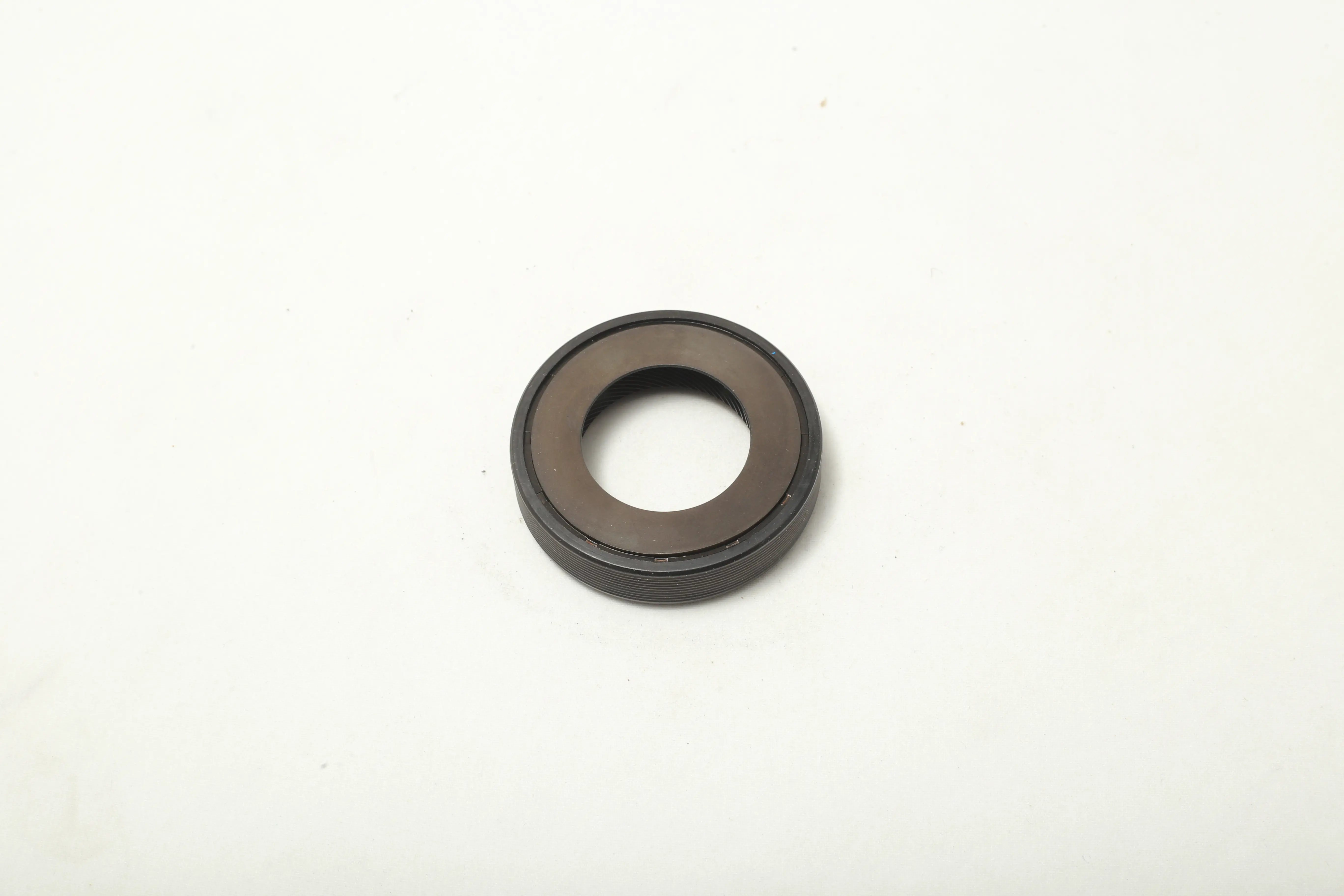 کاسه نمد پلس پژو 405 کوچک راست اتحاد طلایی