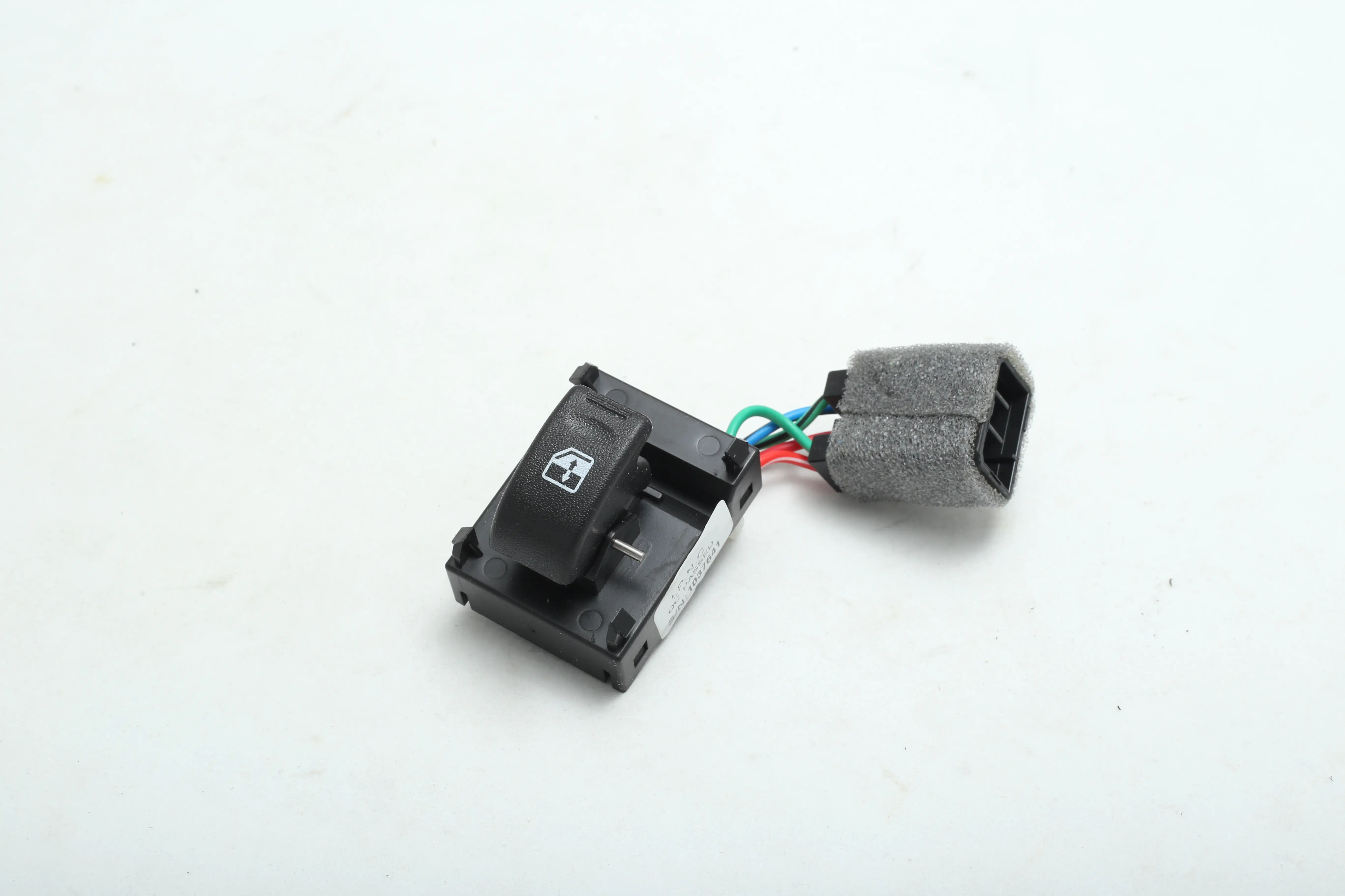 کلید شیشه بالابر تیبا راست 231 کروز