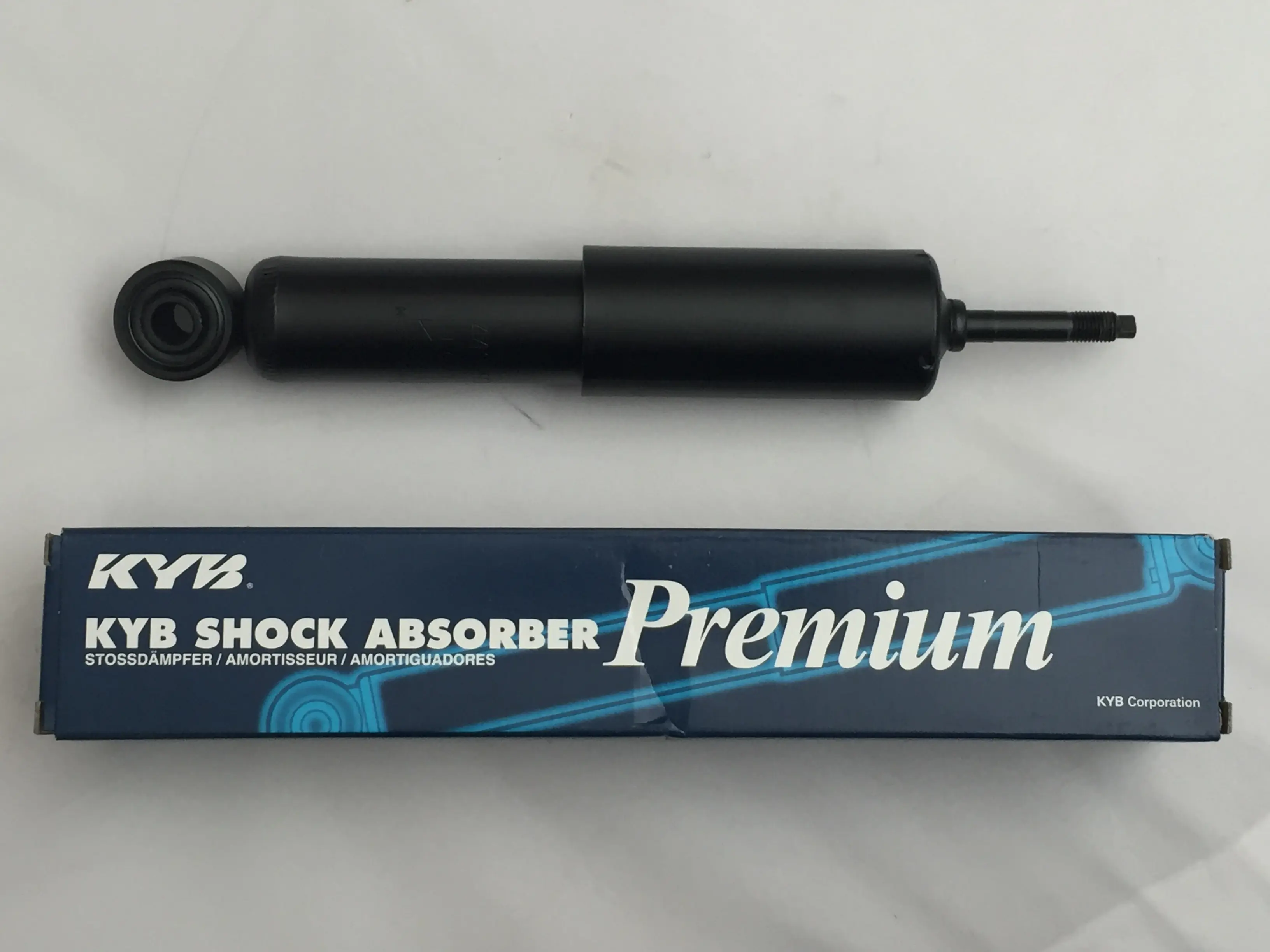 کمک جلو پیکاپ KYB