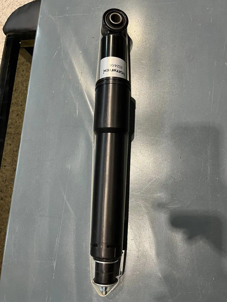 کمک فنر عقب ام وی ام SOMINEK X33