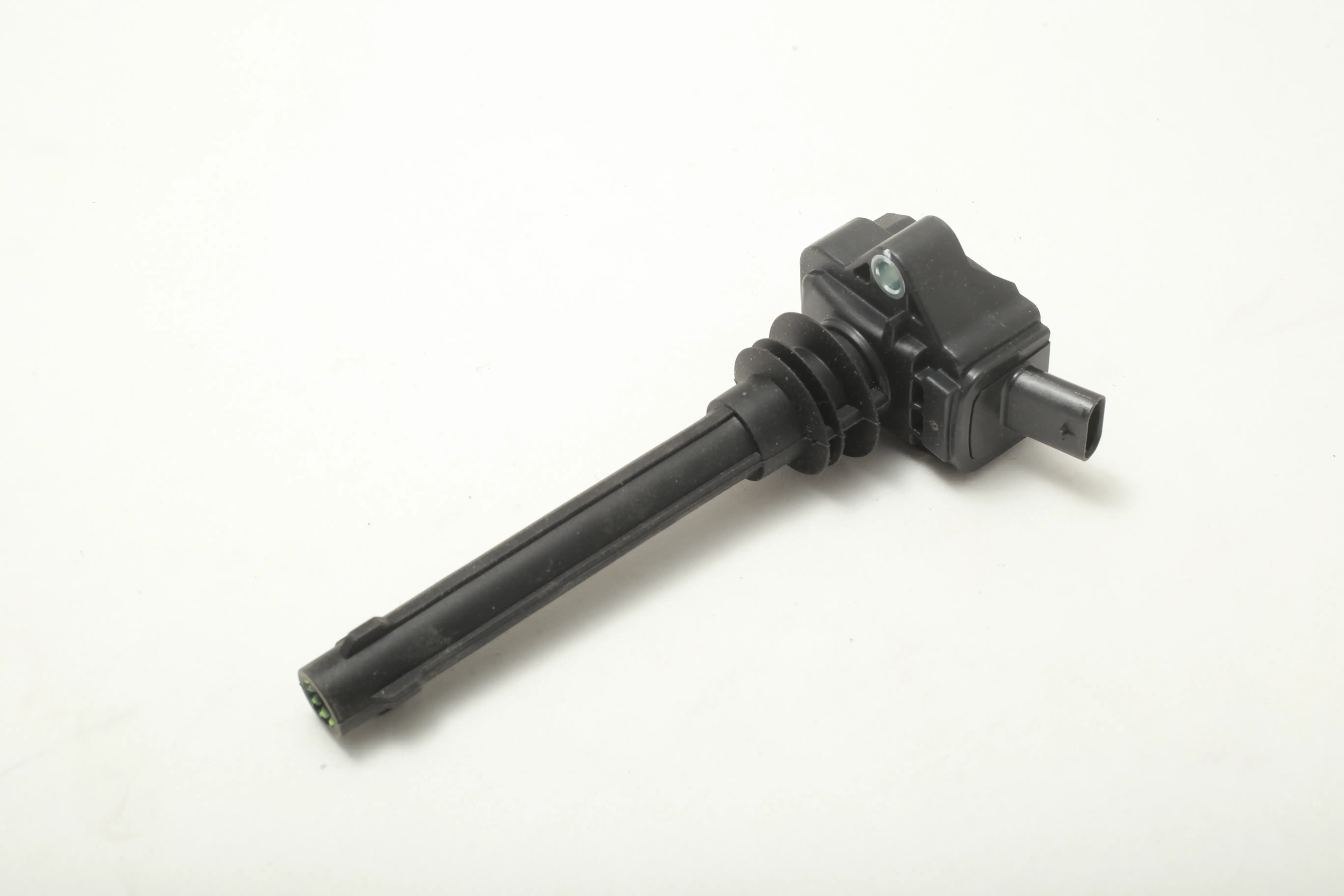 کویل سمند EF7 مدل بوش کد 0663 HIC