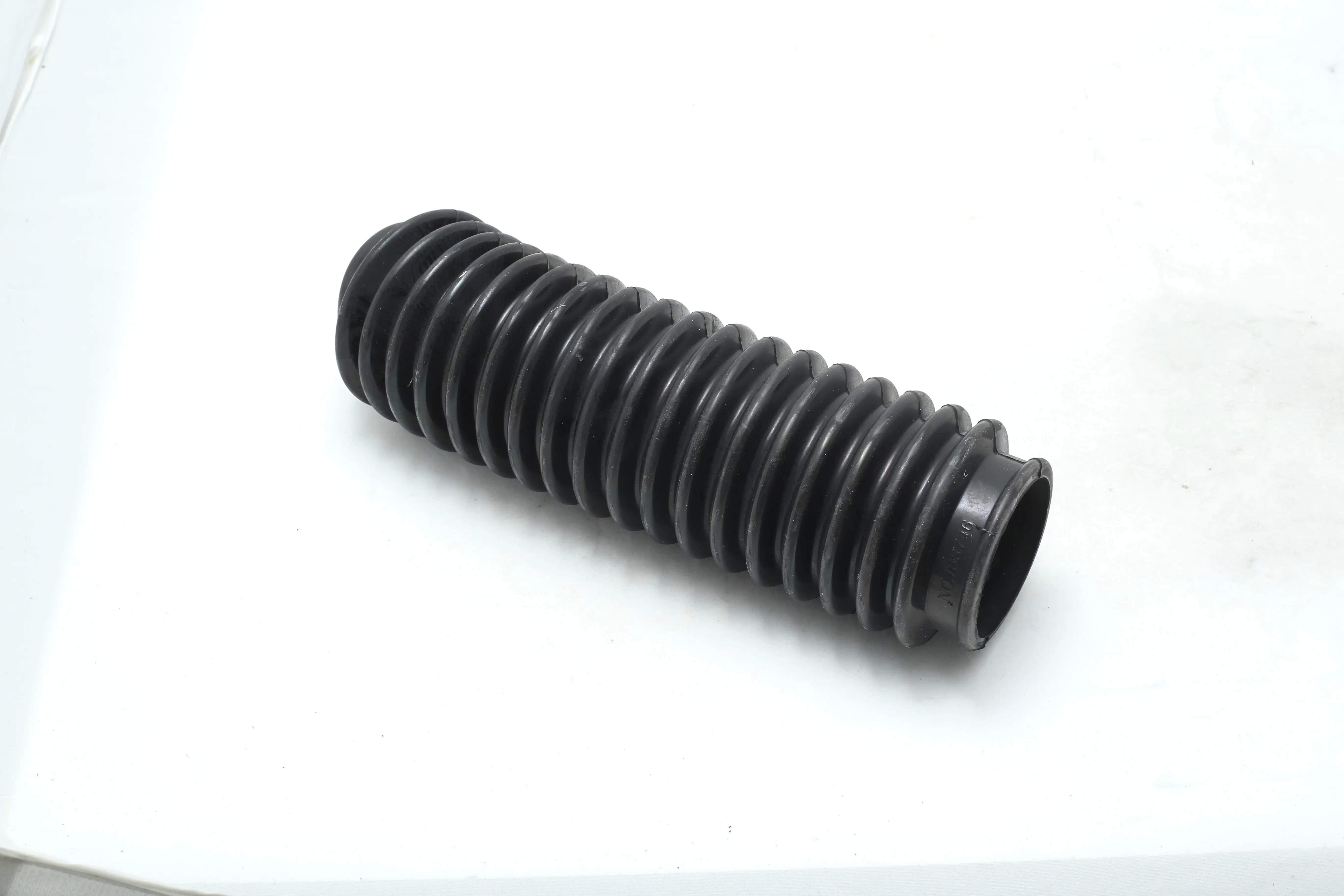 گردگیر کمک پیکان زمرد یدک