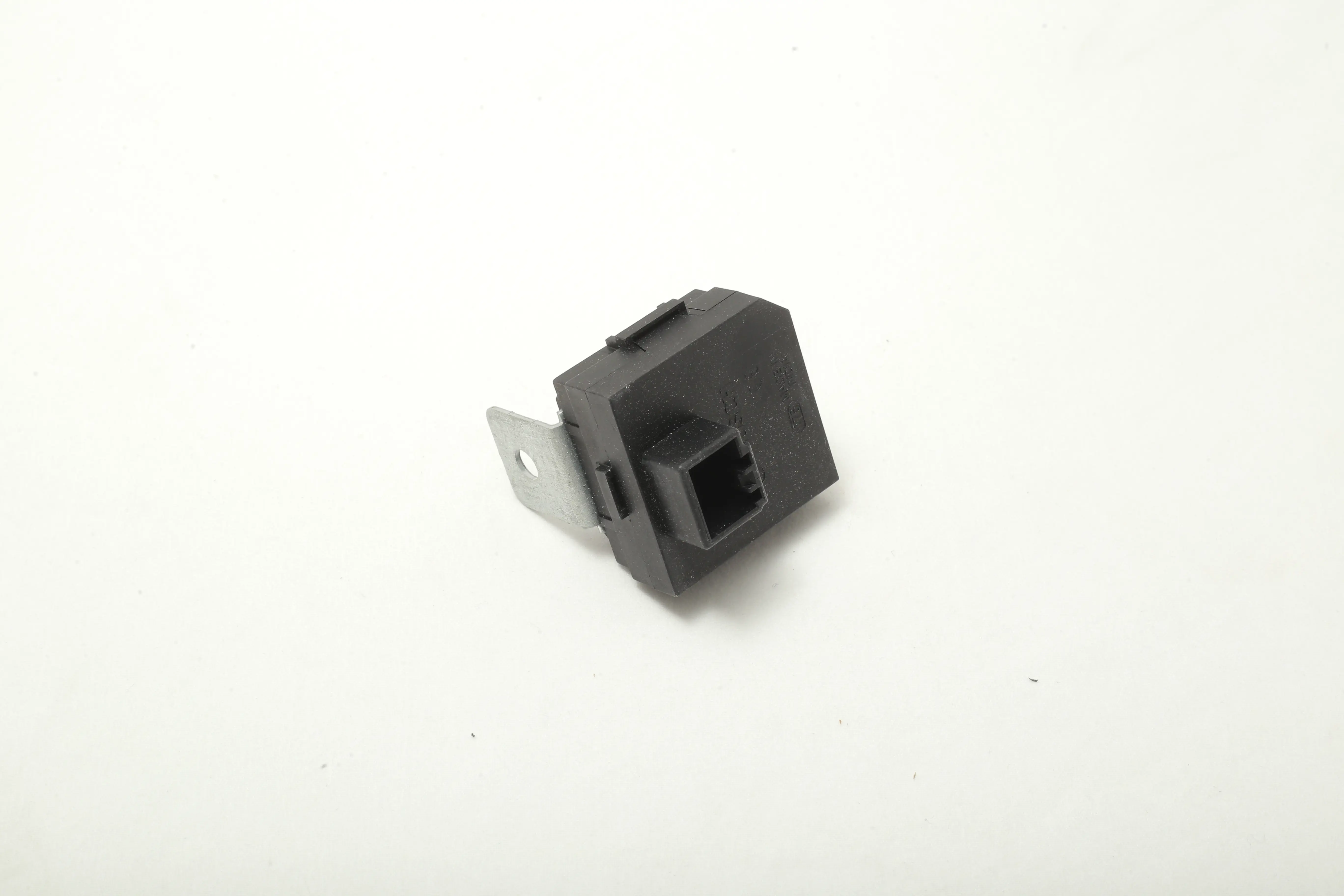 یونیت ایموبلایزر سمند EF7 عظام