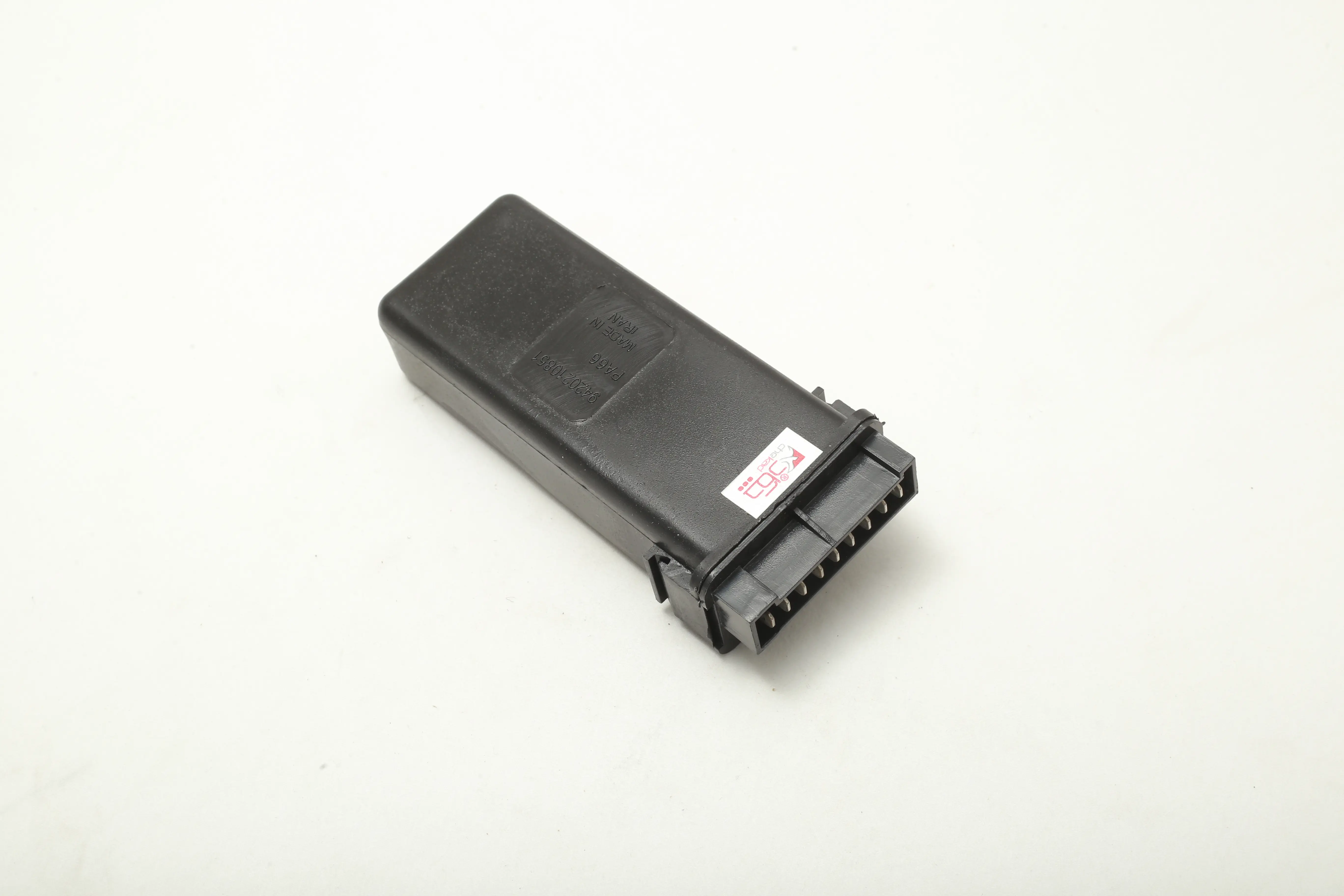 یونیت قفل مرکزی پژو 405 چکاد